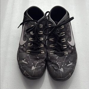 Nike Black and Gray Athletic Shoes